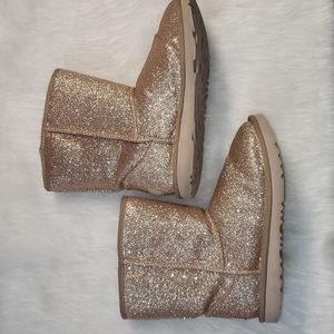 Girls Size 4 Glitter Ugg Boots